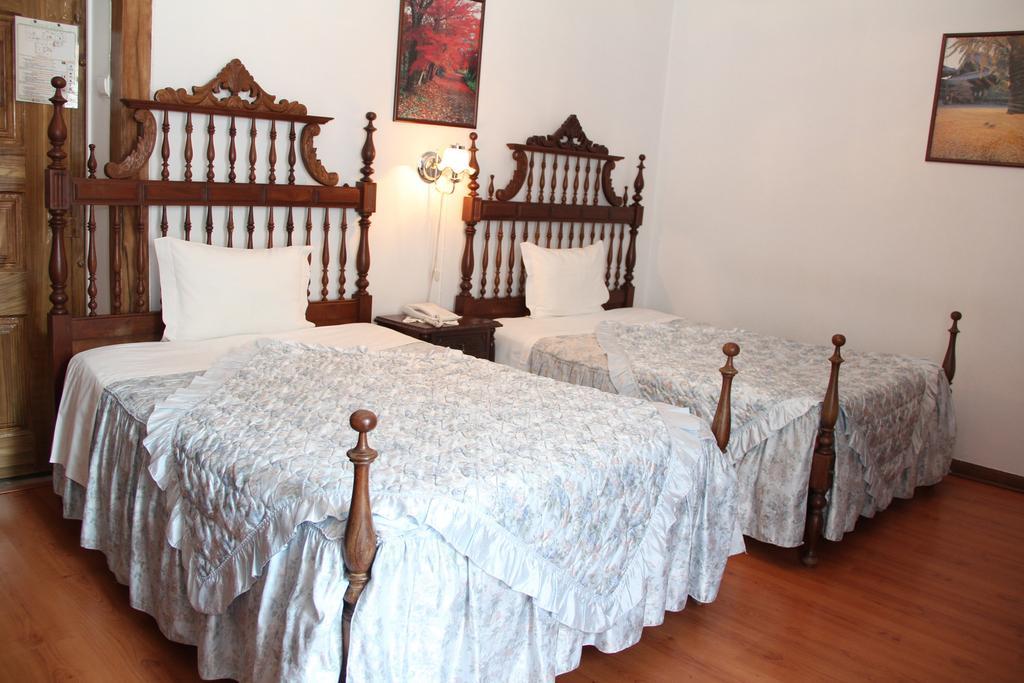 Residencial Carvalho Hotel Estremoz Buitenkant foto