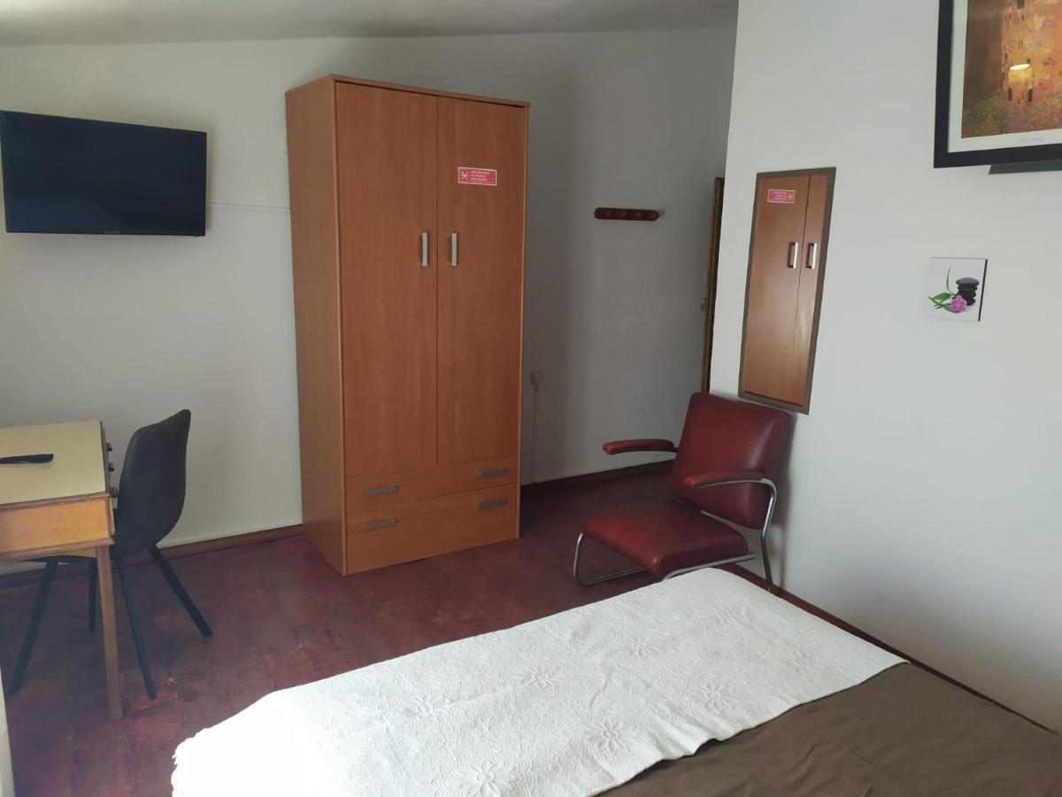 Residencial Carvalho Hotel Estremoz Buitenkant foto
